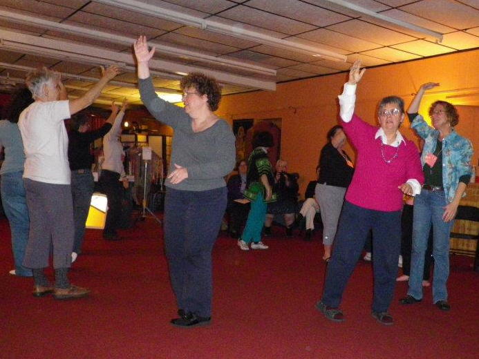 2011_Fall_Retreat_UU_Womens_Connection_Dances